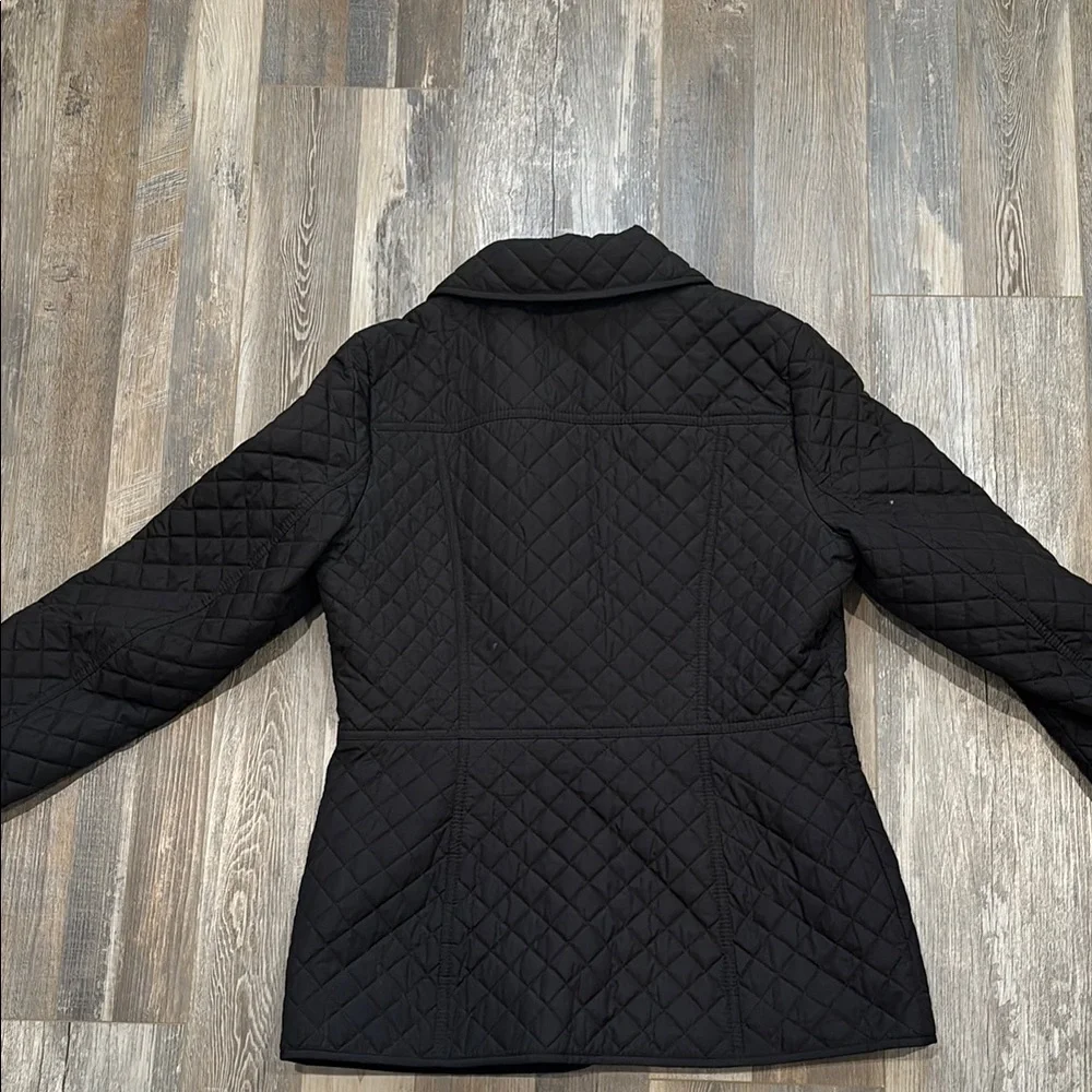 Michael Kors Women’s Black Quilted Puffer Jacket with Gold Zipper. Size Small - Picture 5 of 5
